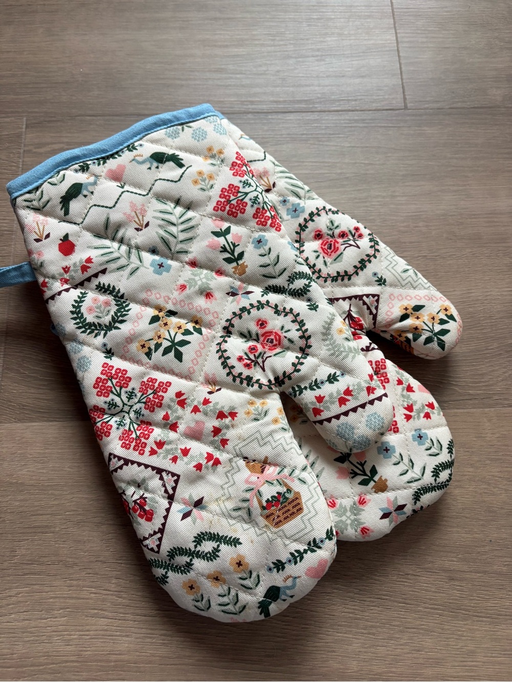 Rifle Paper Co. Floral Quilted Oven Mitts